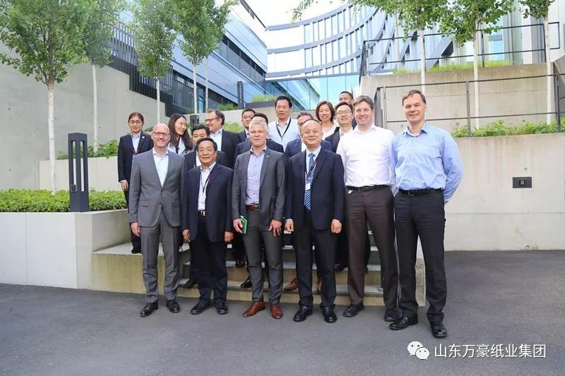 萬豪集團(tuán)龍德科技與德國(guó)曼胡默爾公司簽署戰(zhàn)略合作協(xié)議